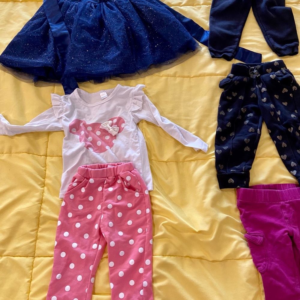 Sold!!! 2T/24 months girls winter bundle of 16 items - Picture 5 of 5
